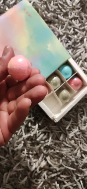 bath bomb