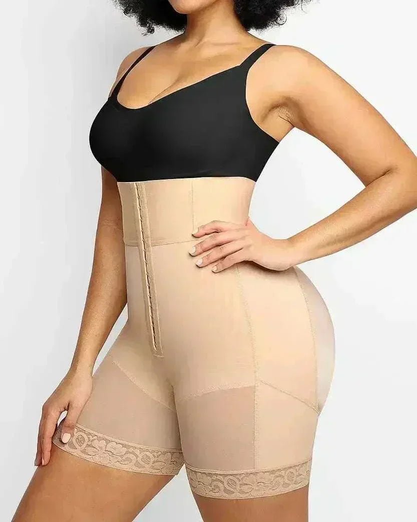 Black high-rise sculpting shorts with seamless fit on model – gym activewear 